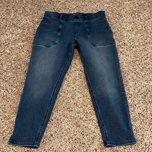 Betabrand Women’s Petite Size Large Multi Pocket Blue Jeans